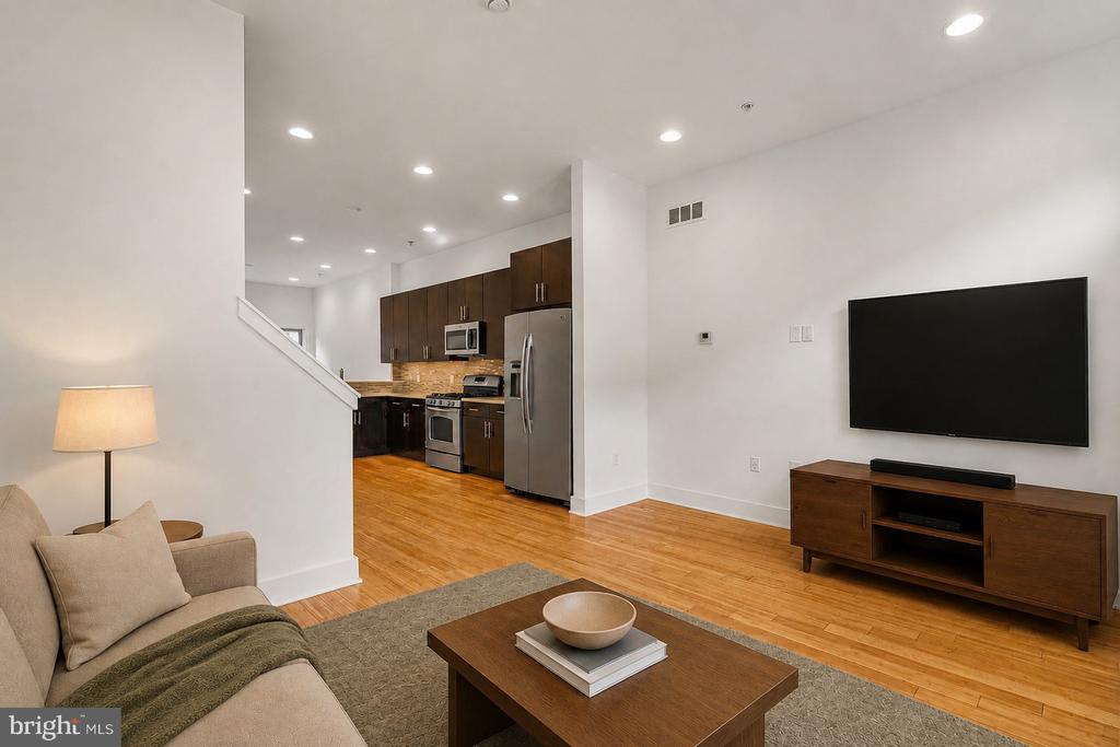 919 N 5TH STREET Unit: 7