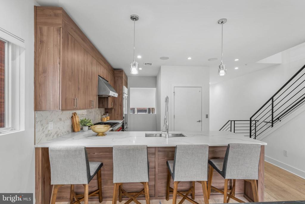 237 N 23RD STREET Unit: 1