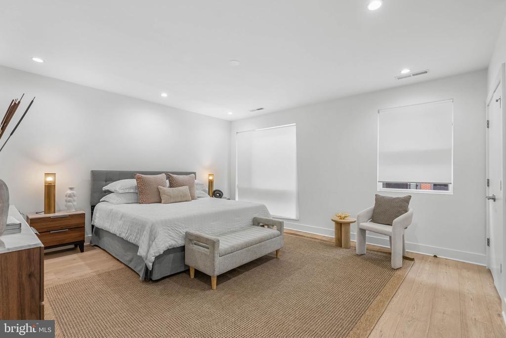 237 N 23RD STREET Unit: 1