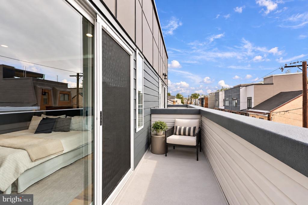 298A DELMAR STREET