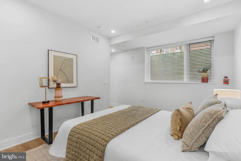 1754 WYLIE STREET Unit: 1