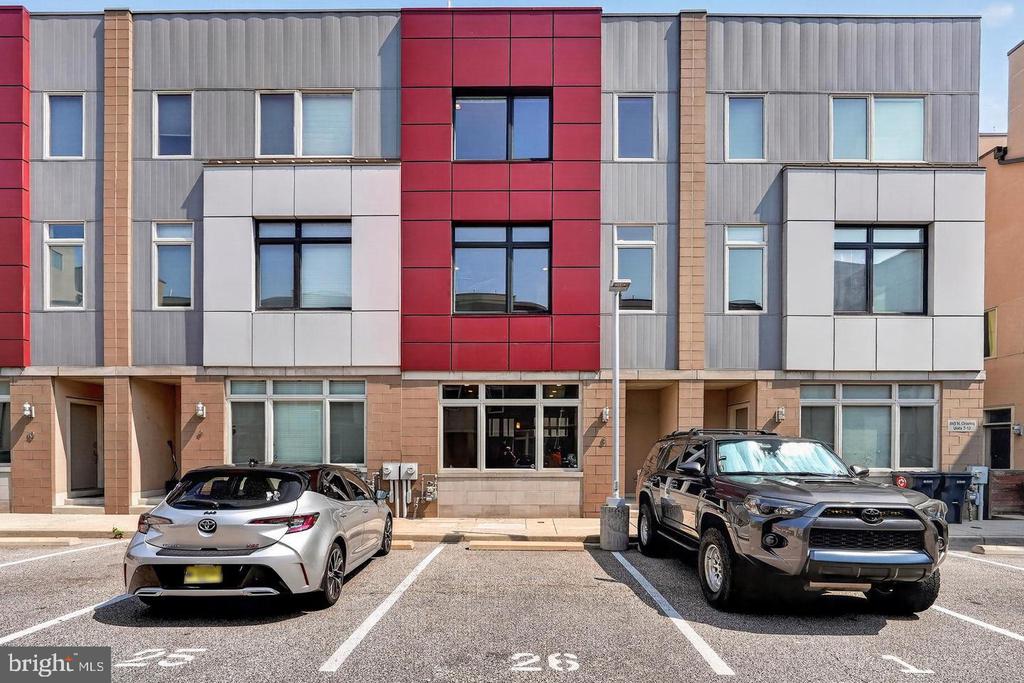 845 N ORIANNA STREET Unit: 8
