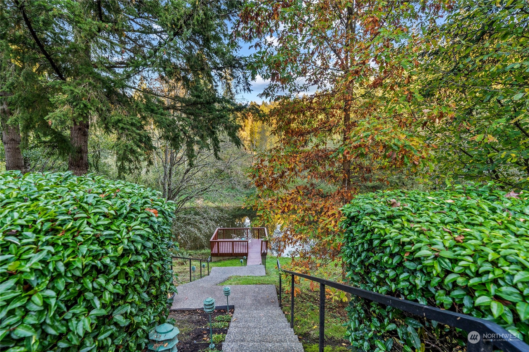 9804 NE Riverbend Drive Unit: 102