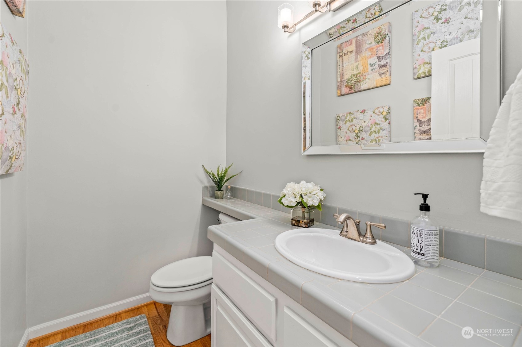 9804 NE Riverbend Drive Unit: 102