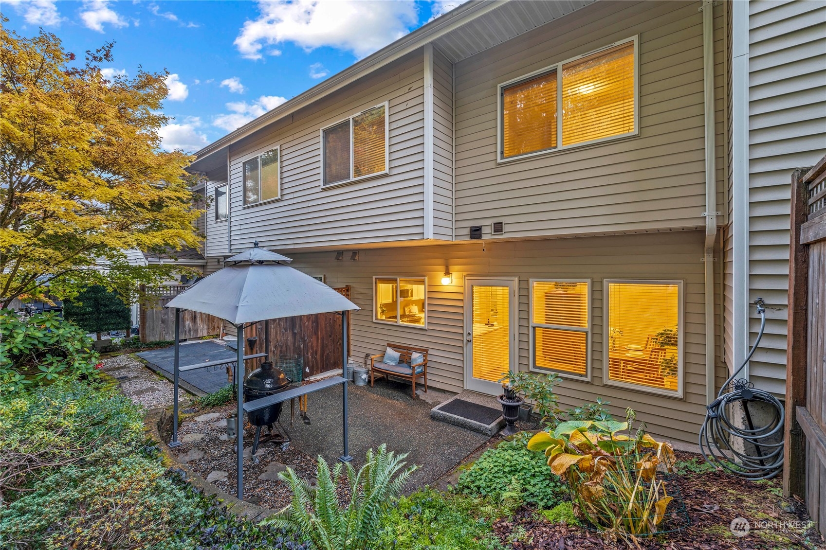 9804 NE Riverbend Drive Unit: 102