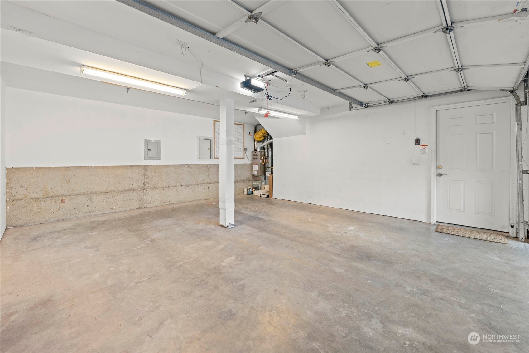 9804 NE Riverbend Drive Unit: 102