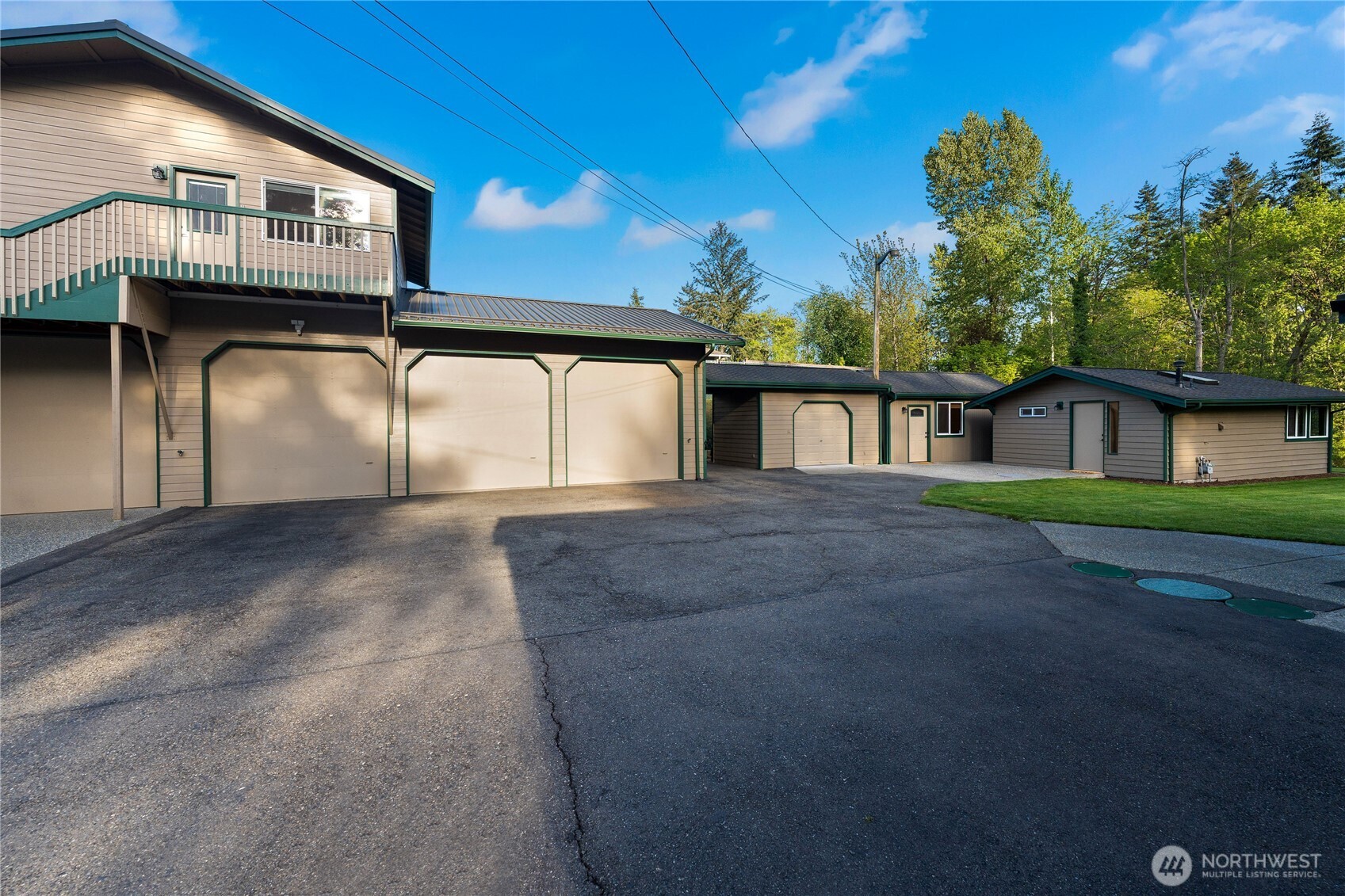 23109 Locust Way