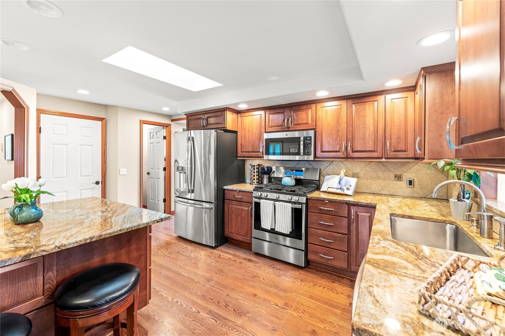 23109 Locust Way