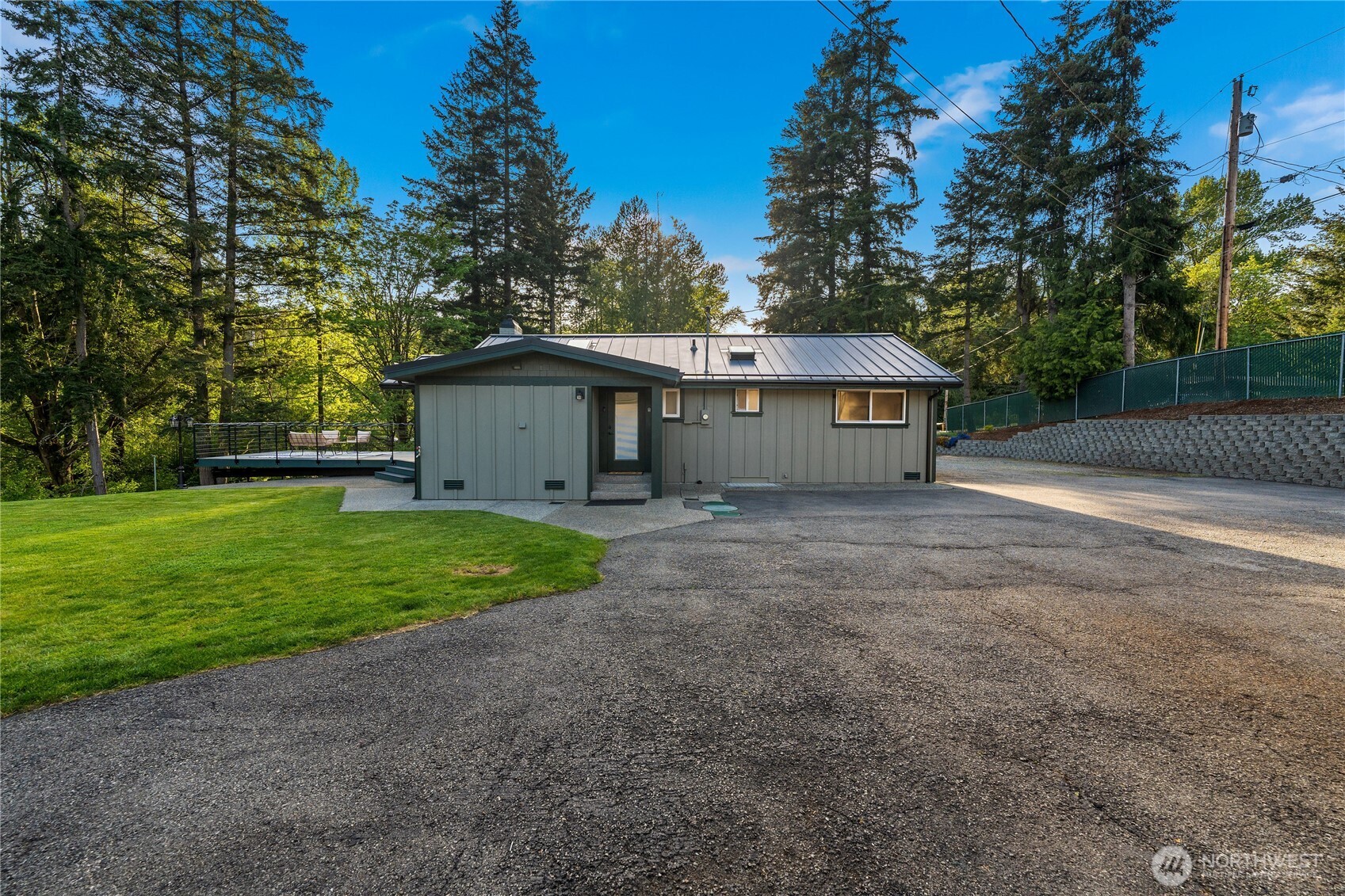 23109 Locust Way