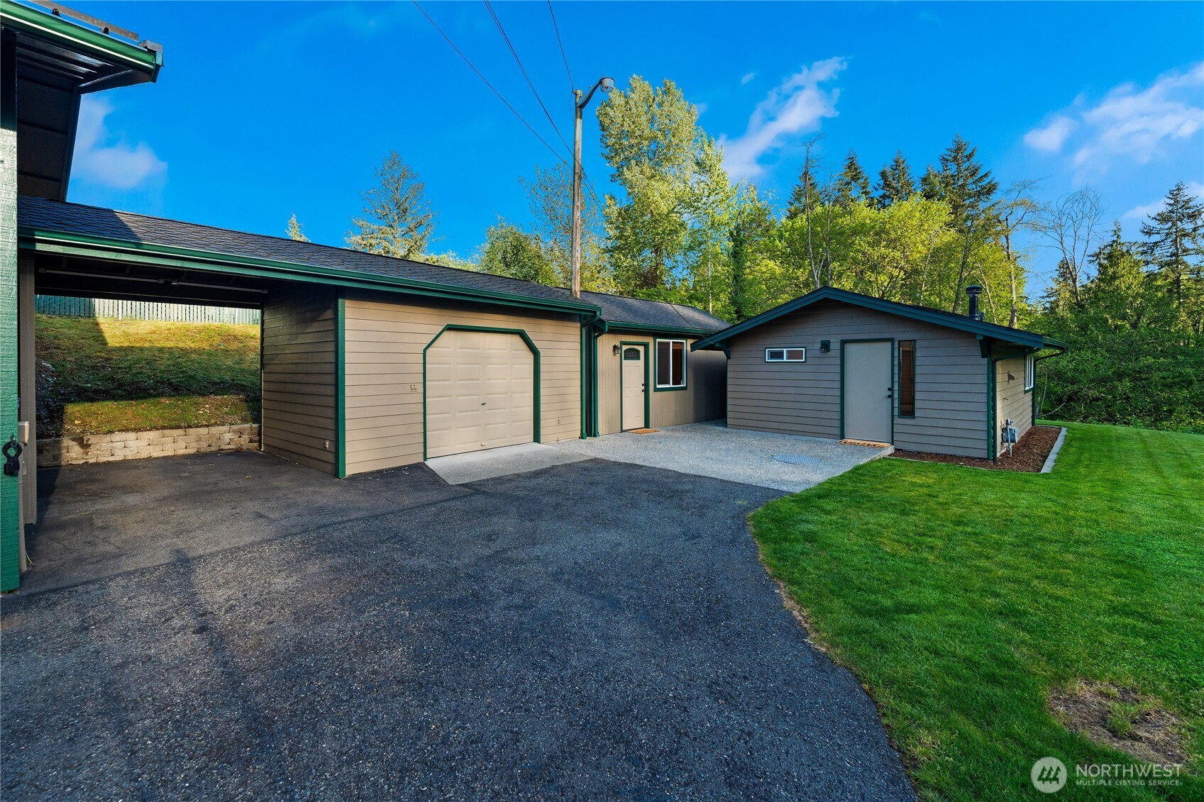 23109 Locust Way