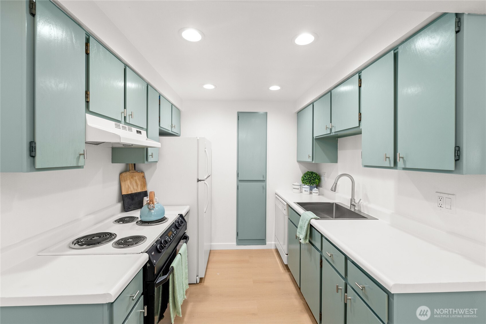 12504 NE 142nd Lane Unit: C102