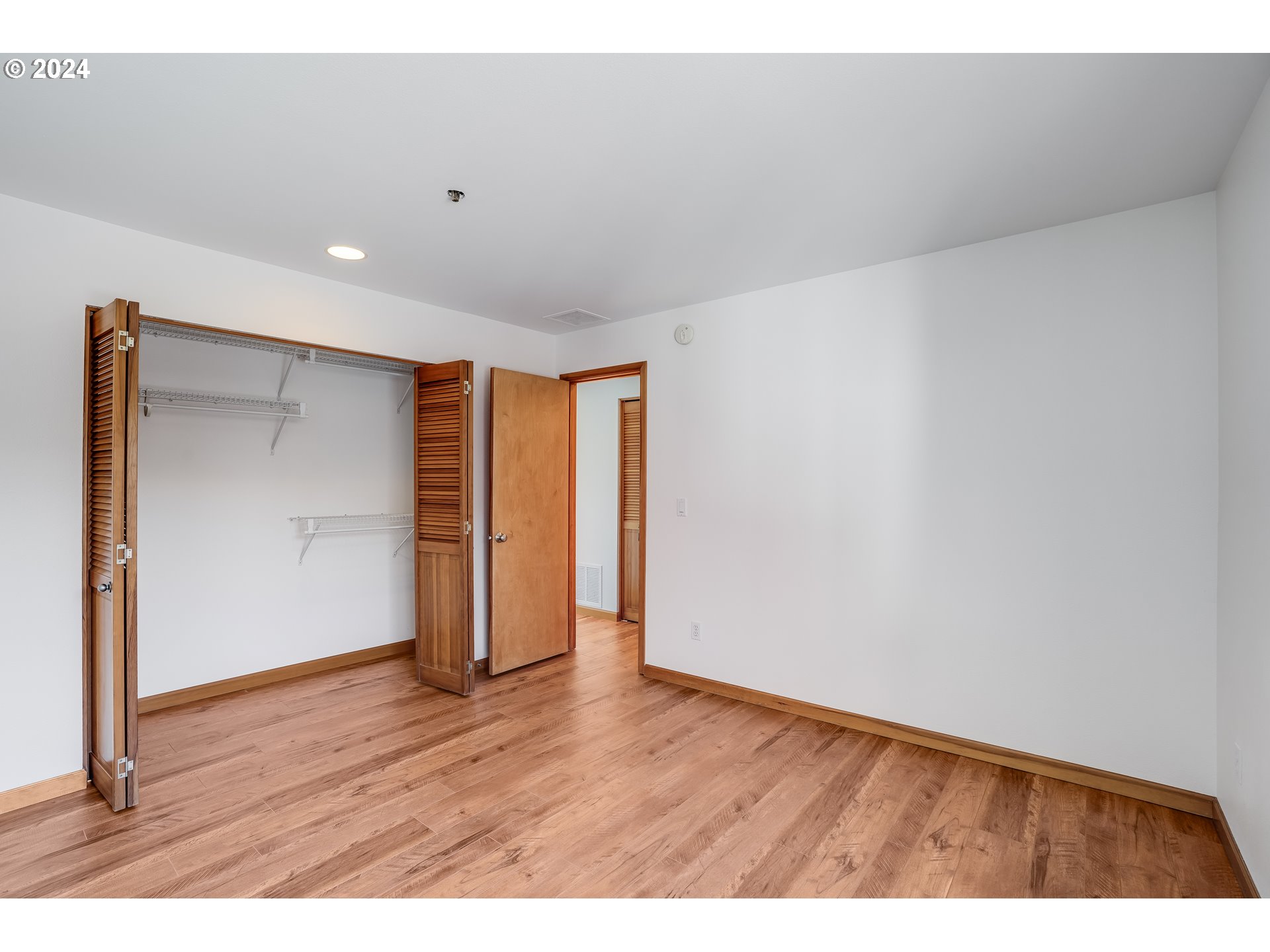 1020 NW NAITO PKWY N2