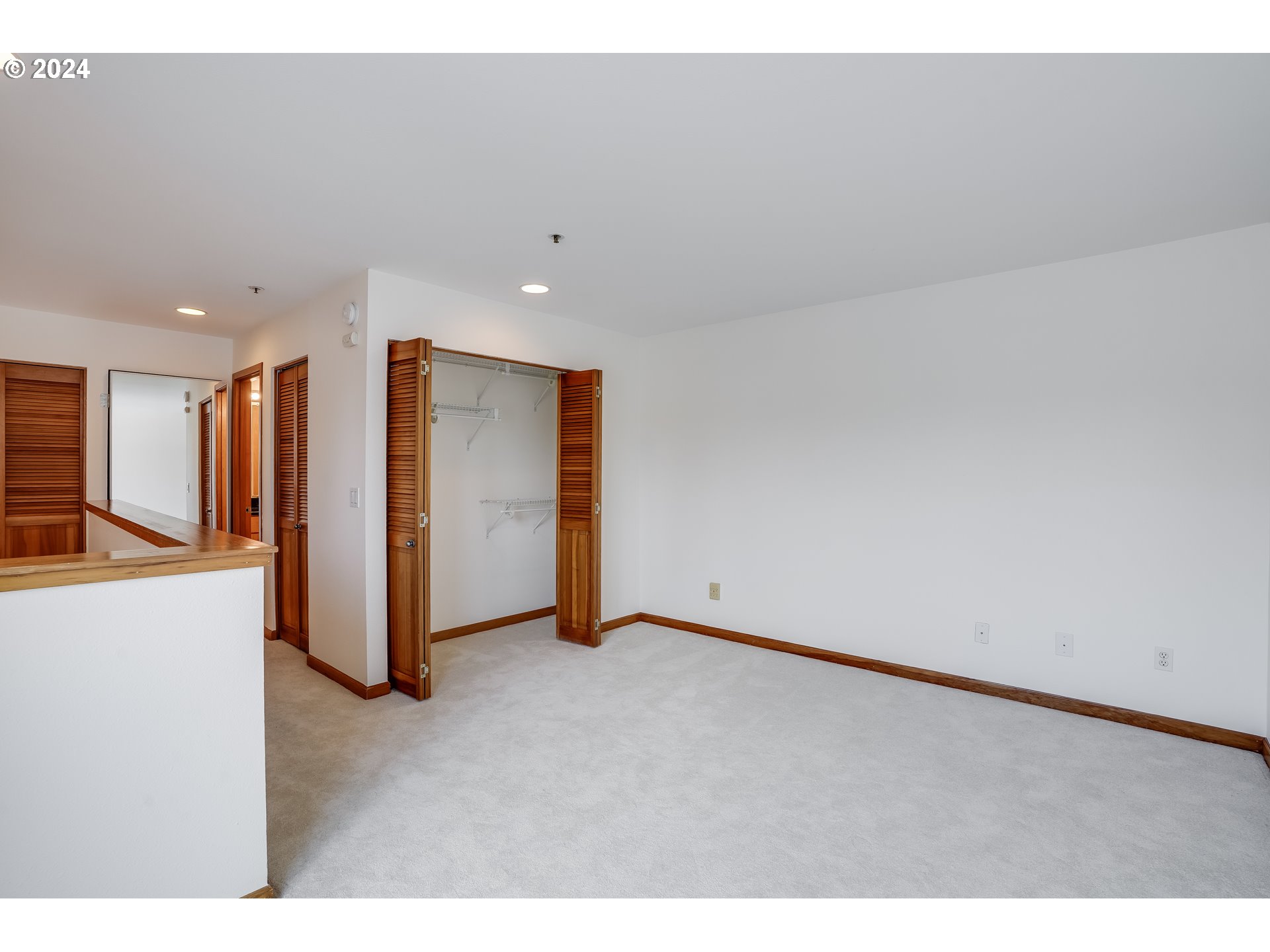 1020 NW NAITO PKWY N2