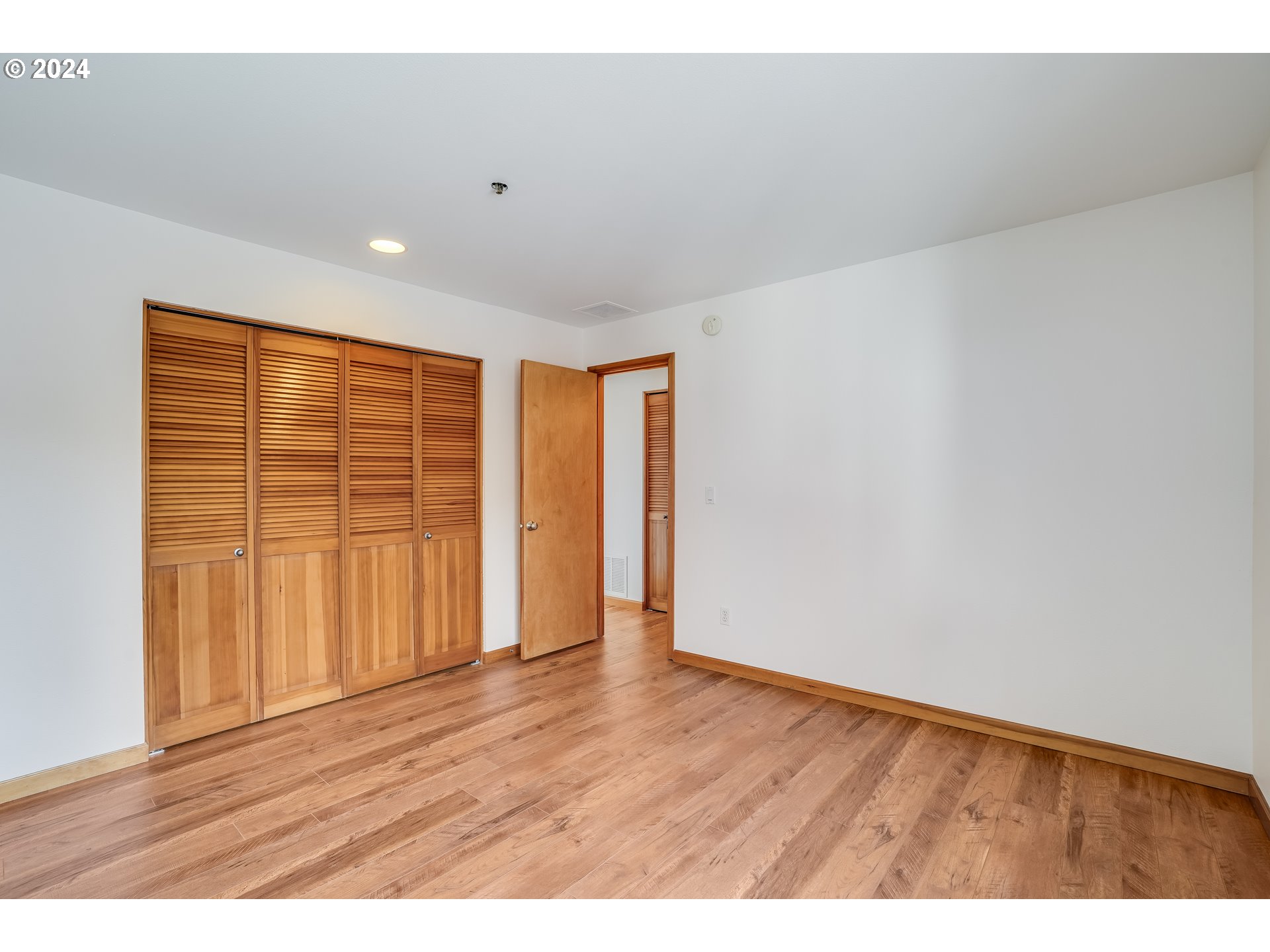 1020 NW NAITO PKWY N2