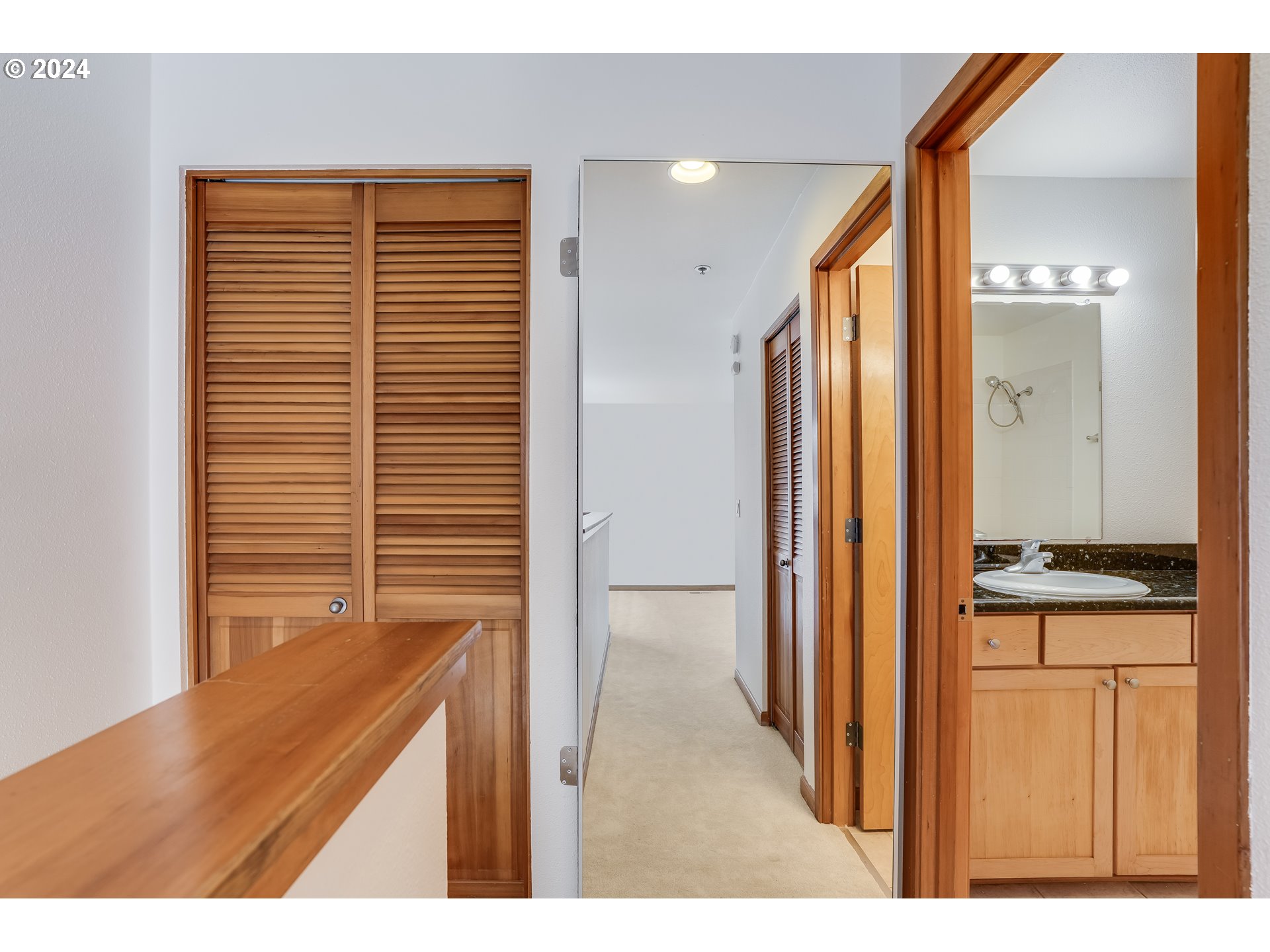 1020 NW NAITO PKWY N2