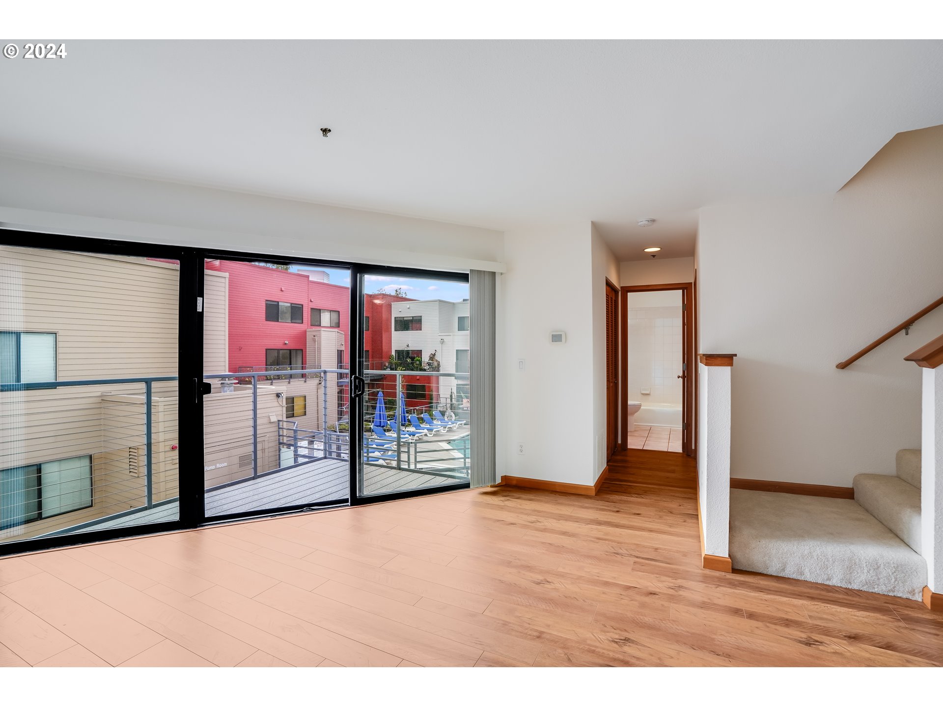 1020 NW NAITO PKWY N2