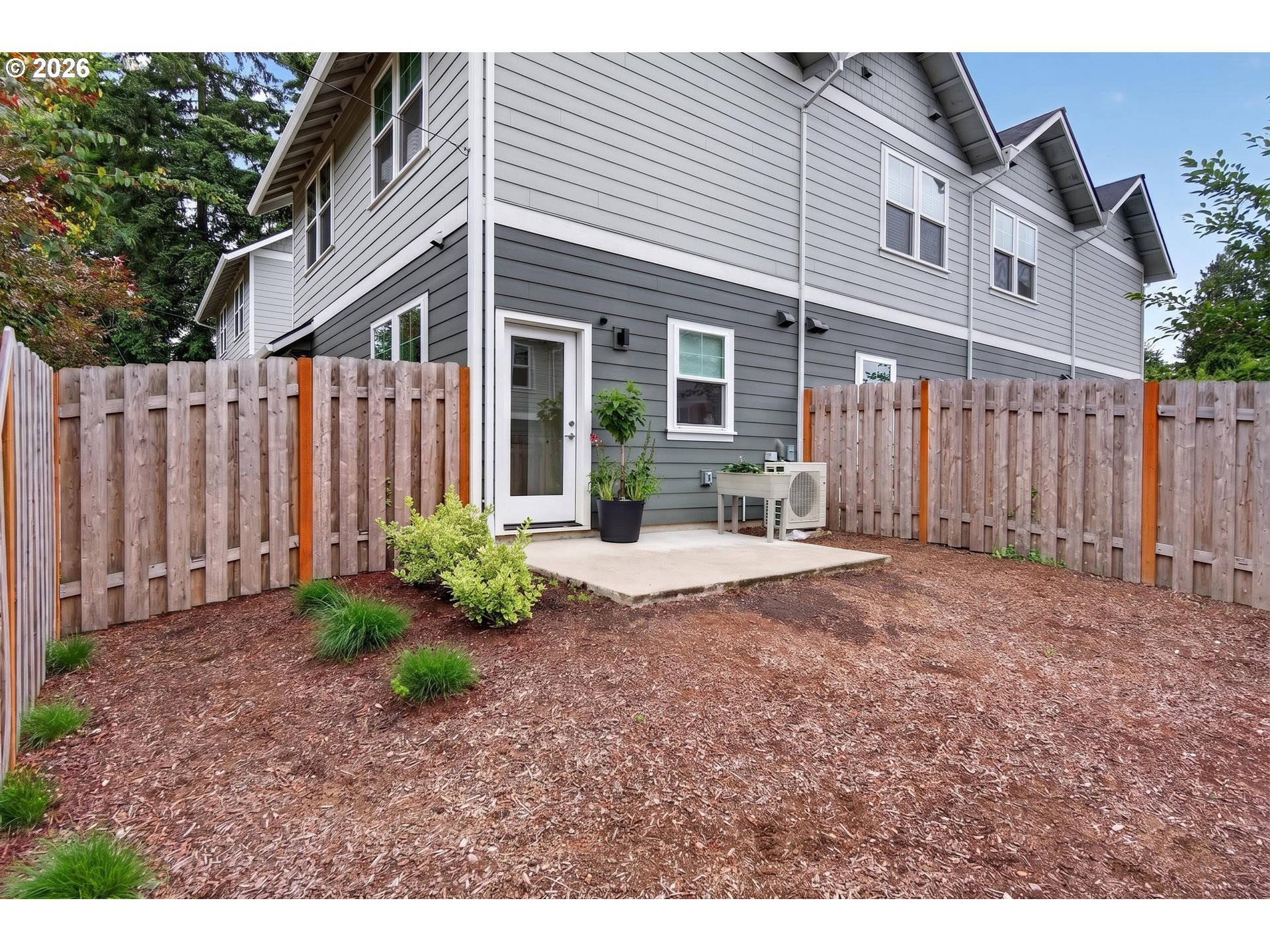 5053 NE 47TH PL