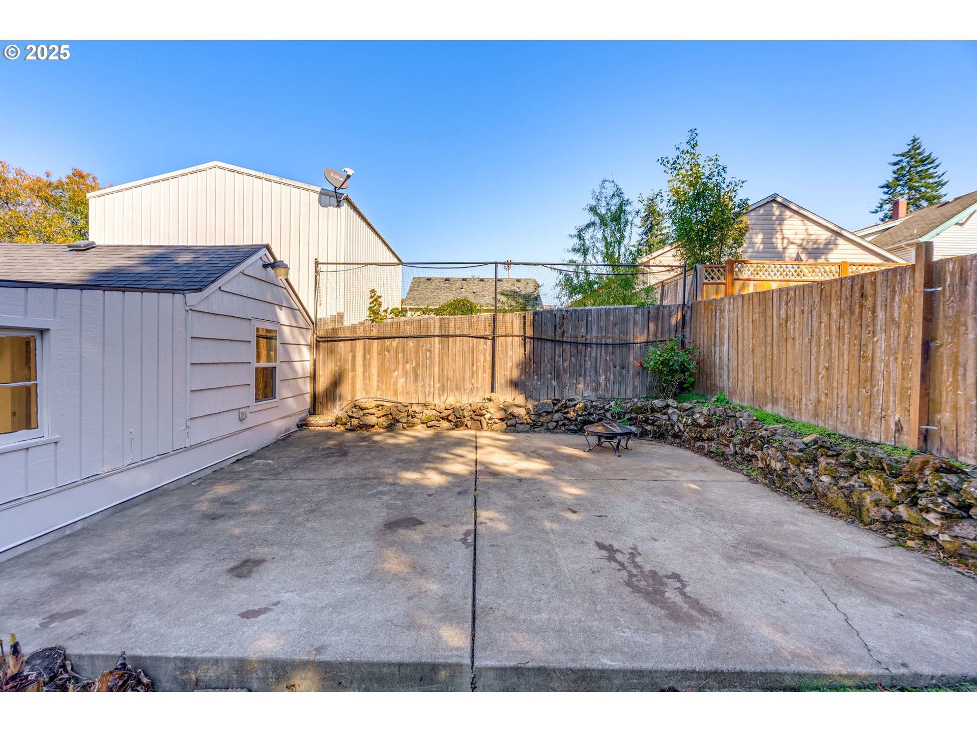 15832 SW WILLAMETTE ST