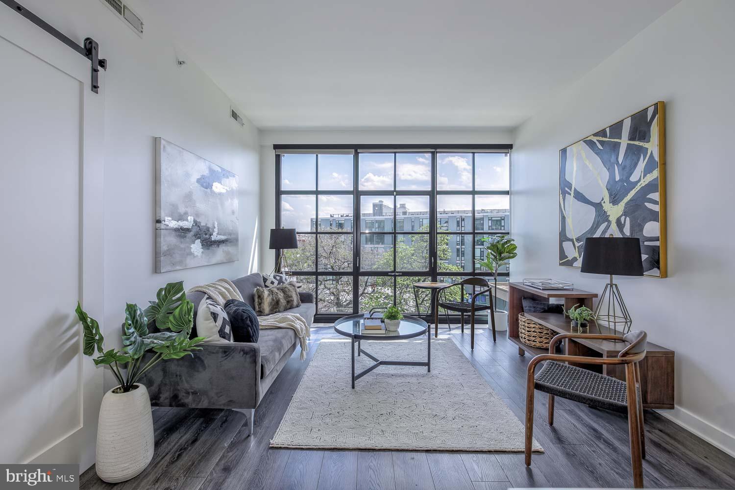 2030 8TH STREET NW 513