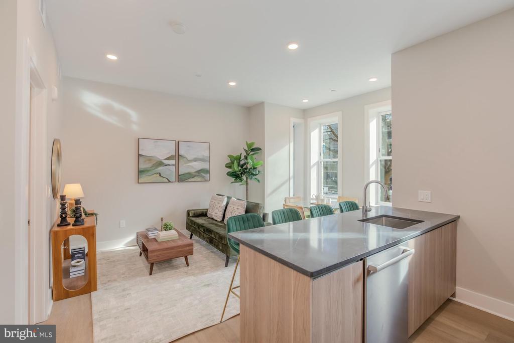 933 N STREET NW 202