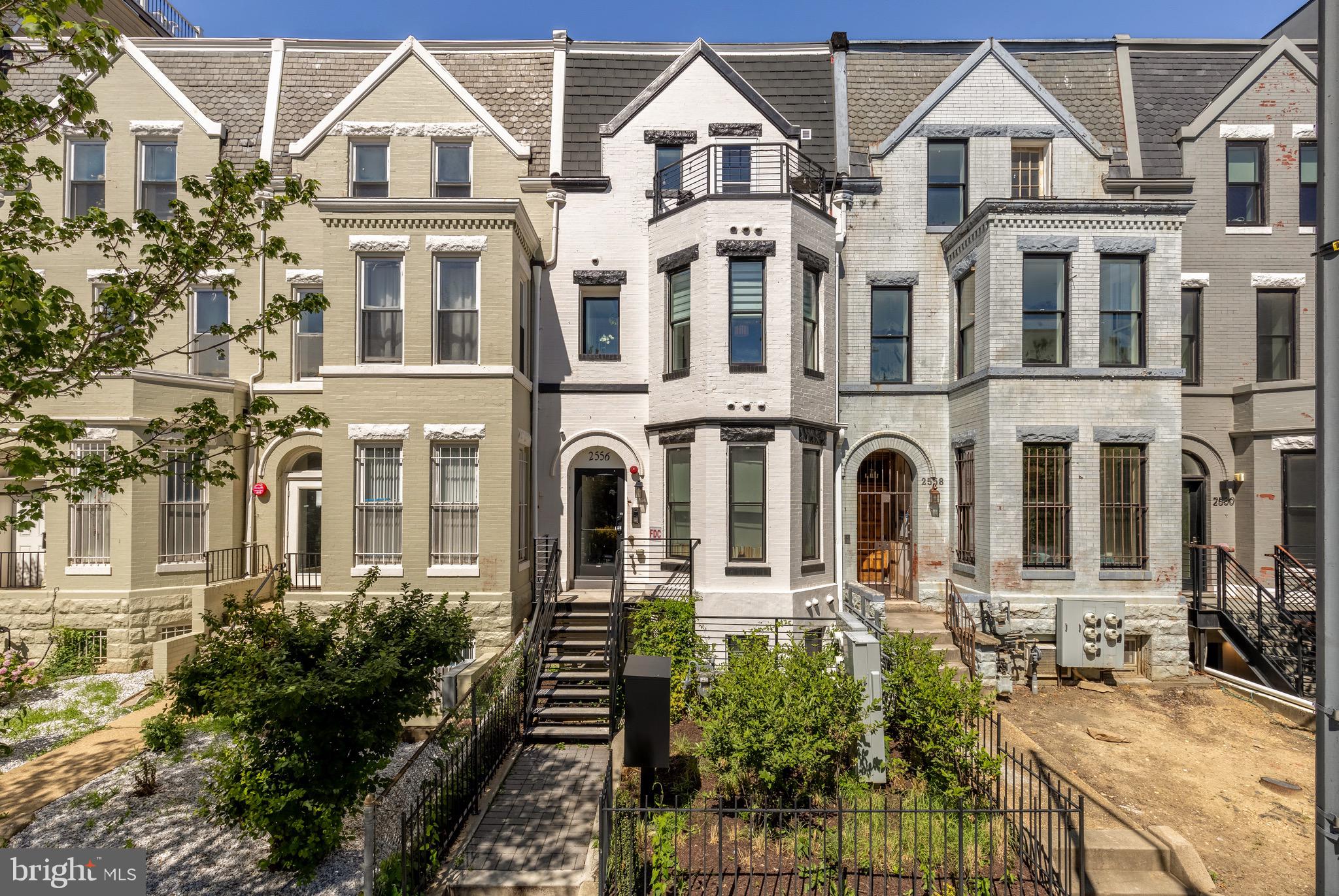 2556 UNIVERSITY PLACE NW 302