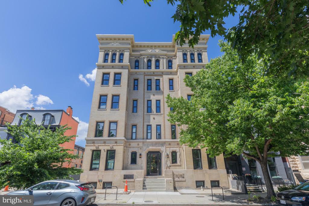 933 N STREET NW Unit: 102