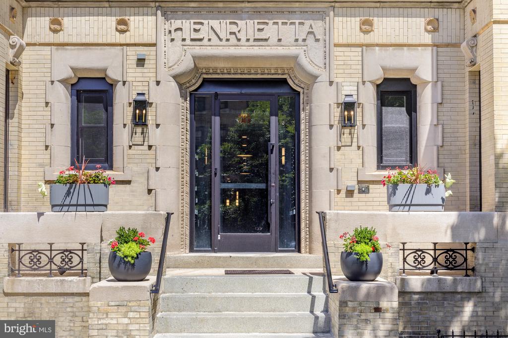 933 N STREET NW Unit: 101