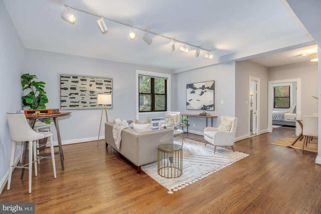 3100 CONNECTICUT AVENUE NW Unit: 207