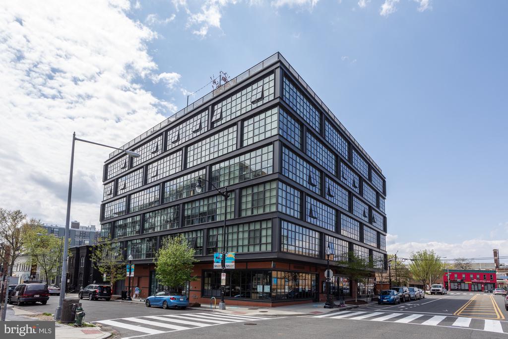 2030 NW 8TH STREET NW Unit: 308