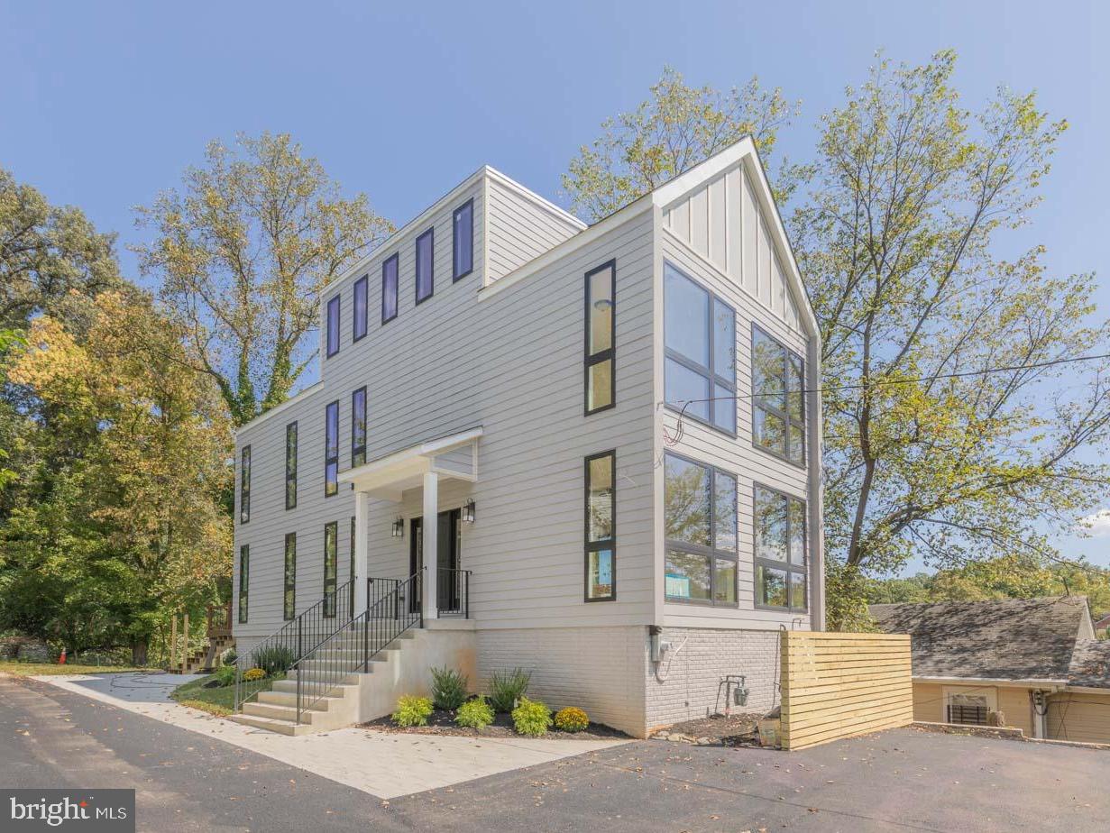 6419 EASTERN AVENUE