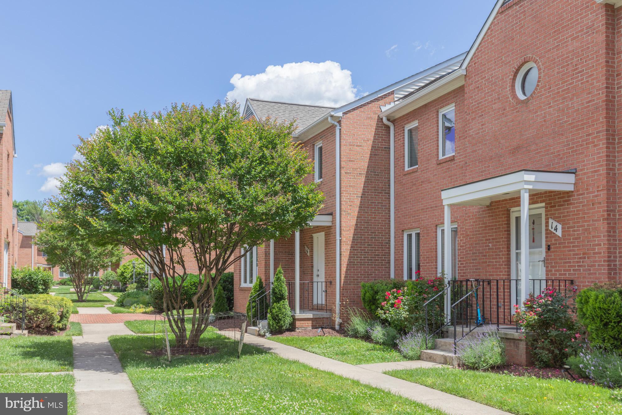 16 ROCKCREST CIRCLE