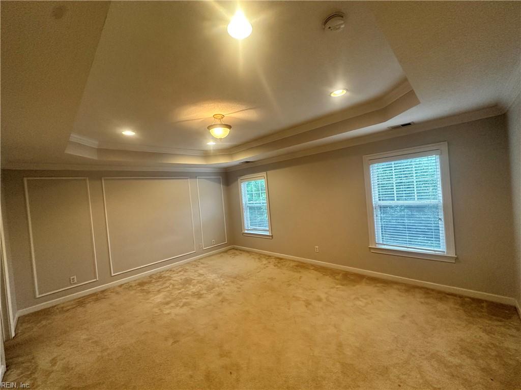5565 Frog Pond LN