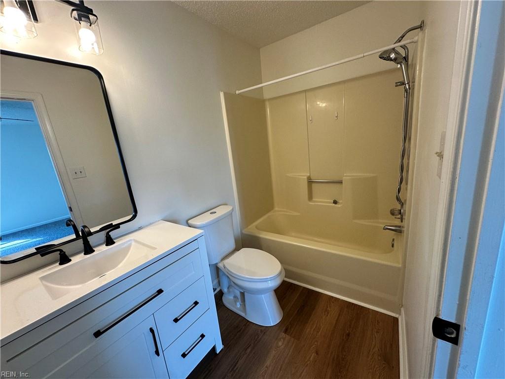 825 Quesnel DR