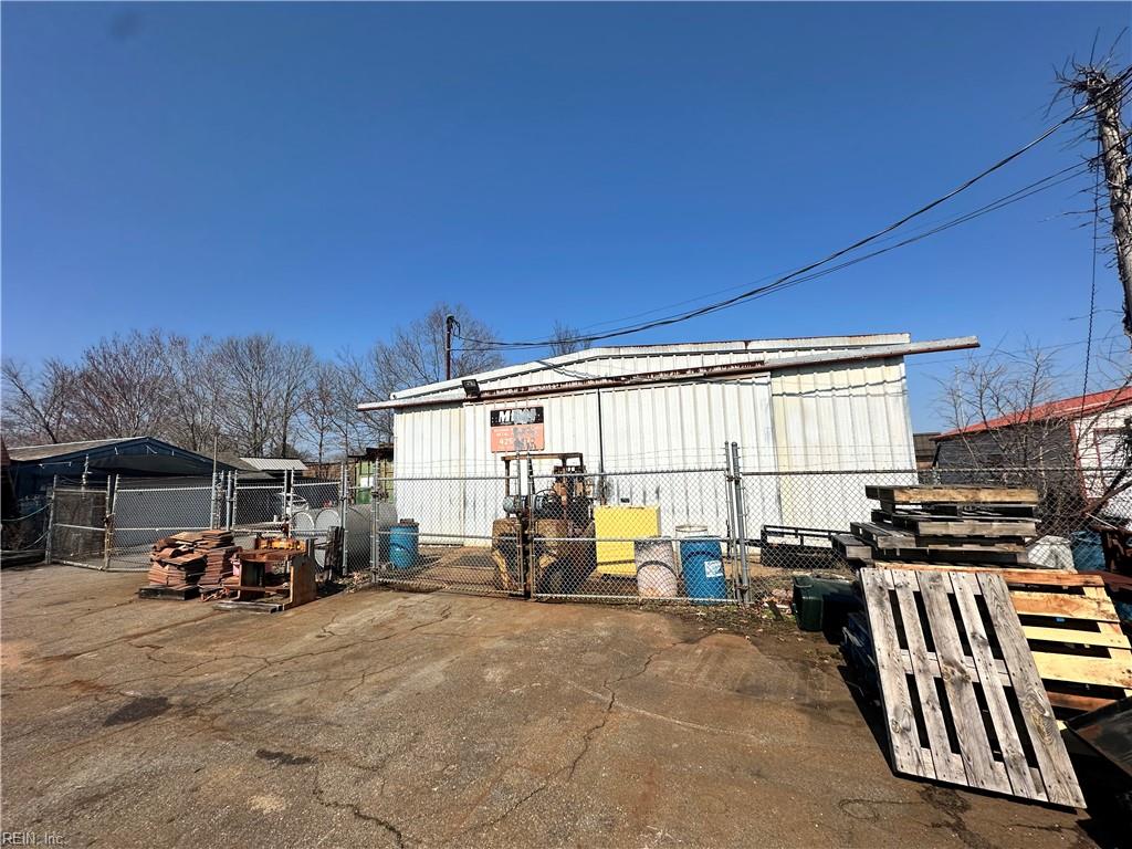 1702 Southern BLVD