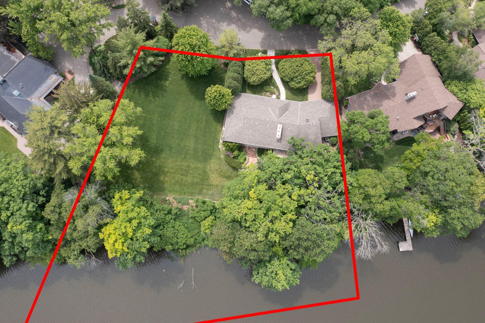 5121/5115 Lake Ridge Road