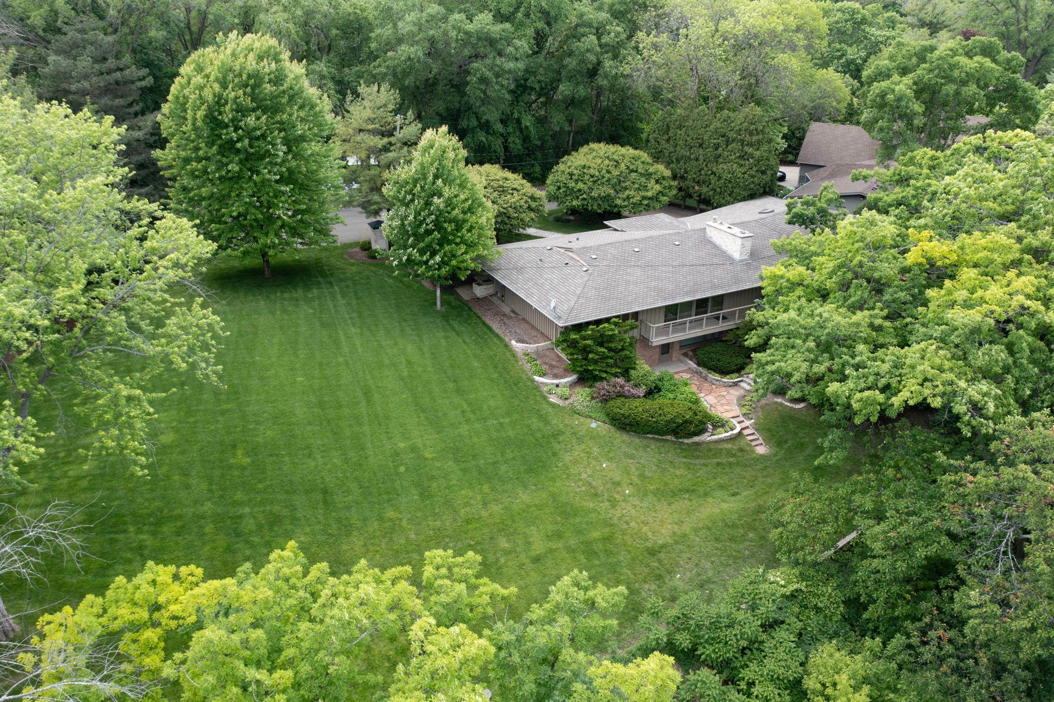 5121/5115 Lake Ridge Road