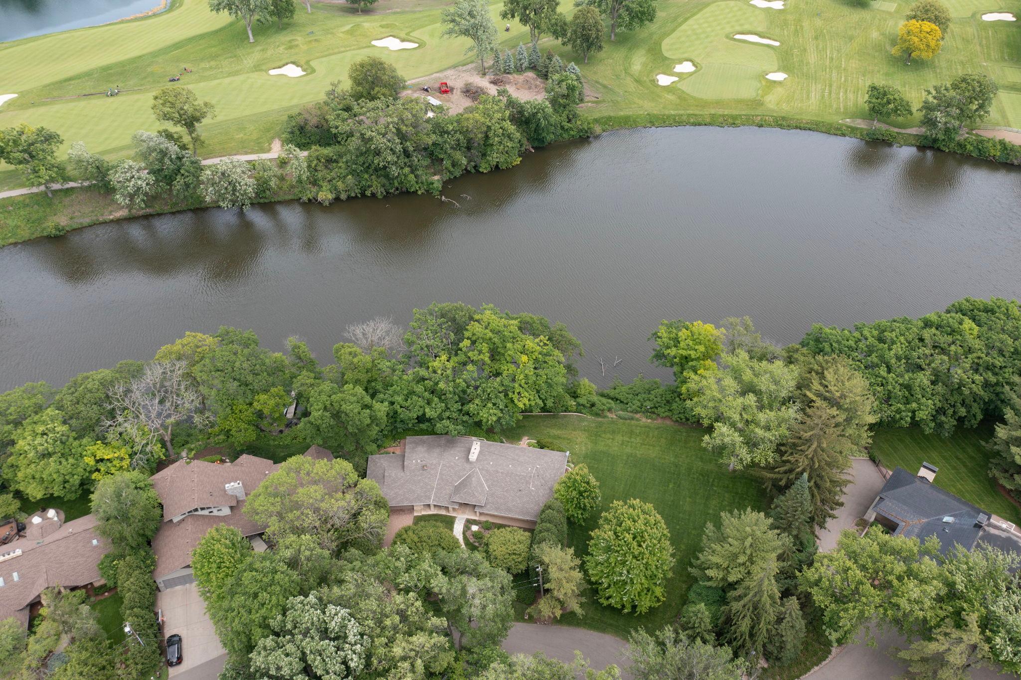 5121/5115 Lake Ridge Road