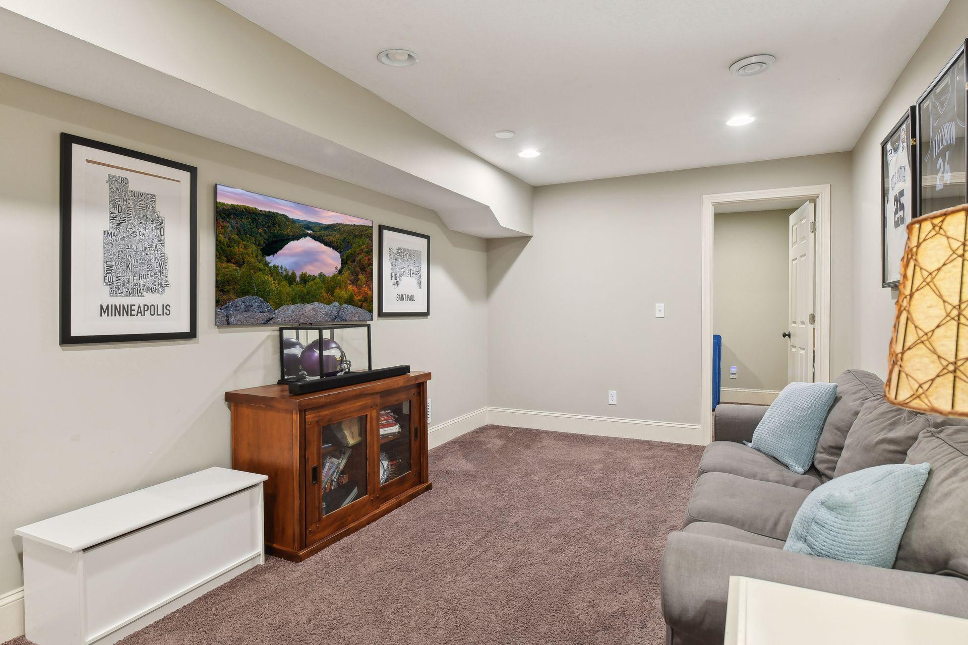 6009 Abbott Avenue S