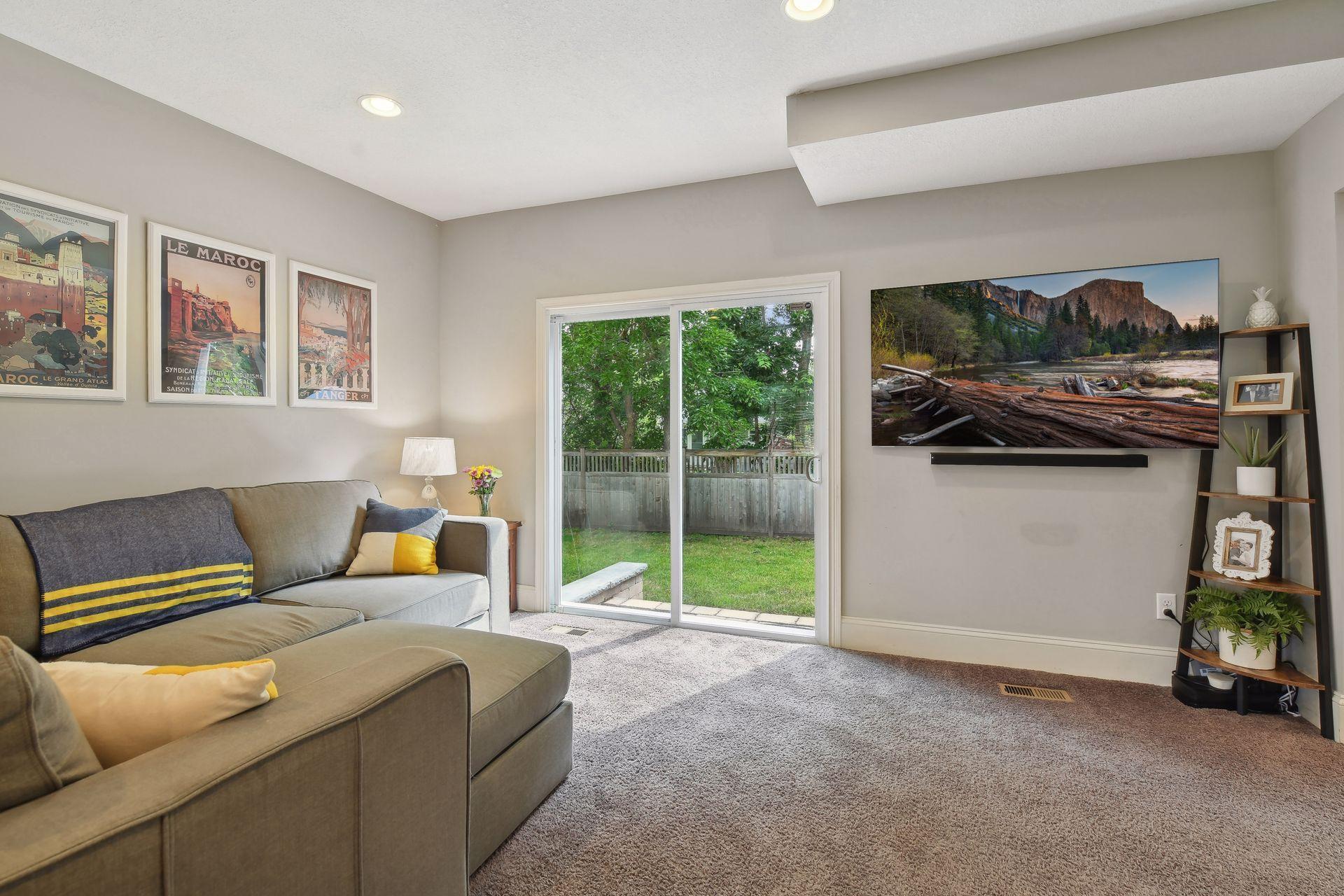 6009 Abbott Avenue S