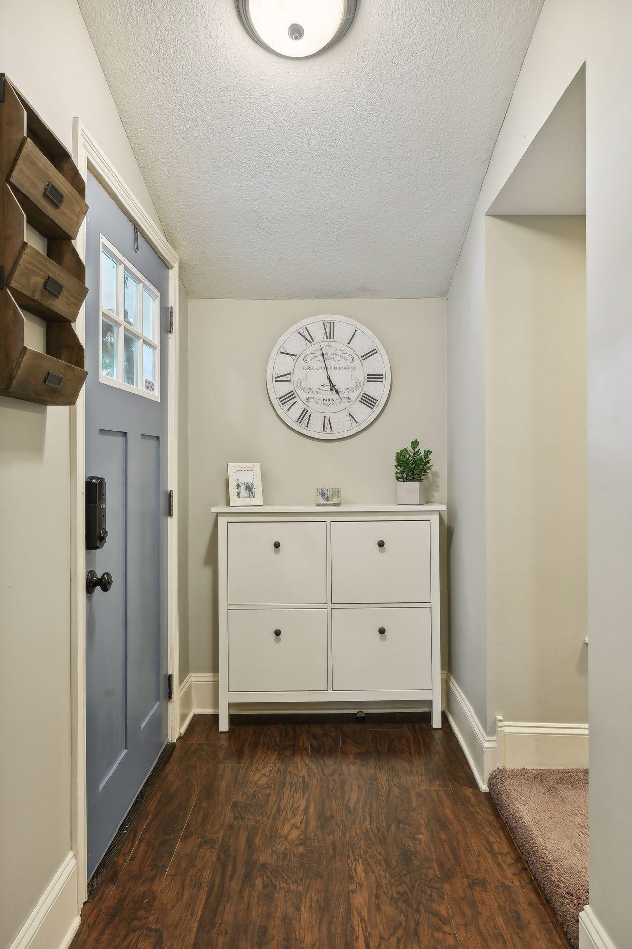 6009 Abbott Avenue S