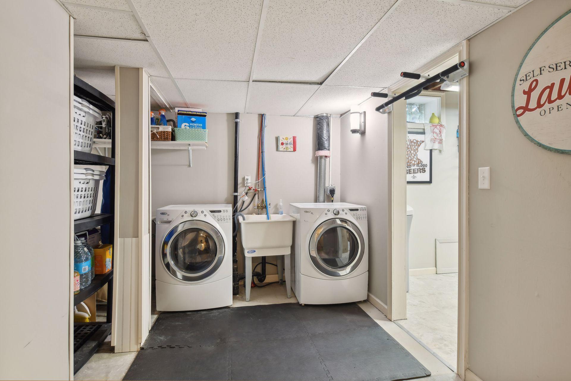 6009 Abbott Avenue S