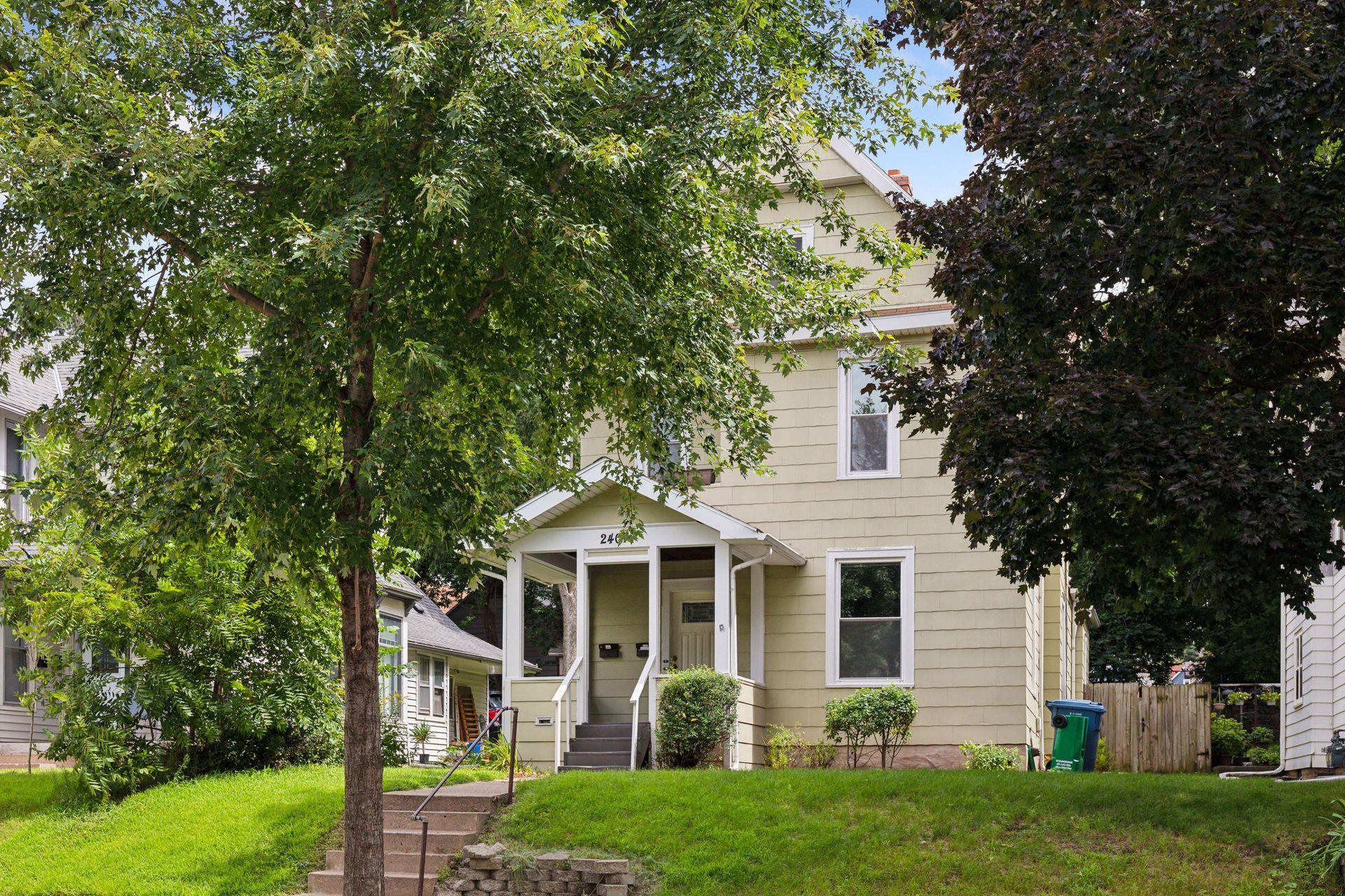 2407 Fillmore Street NE