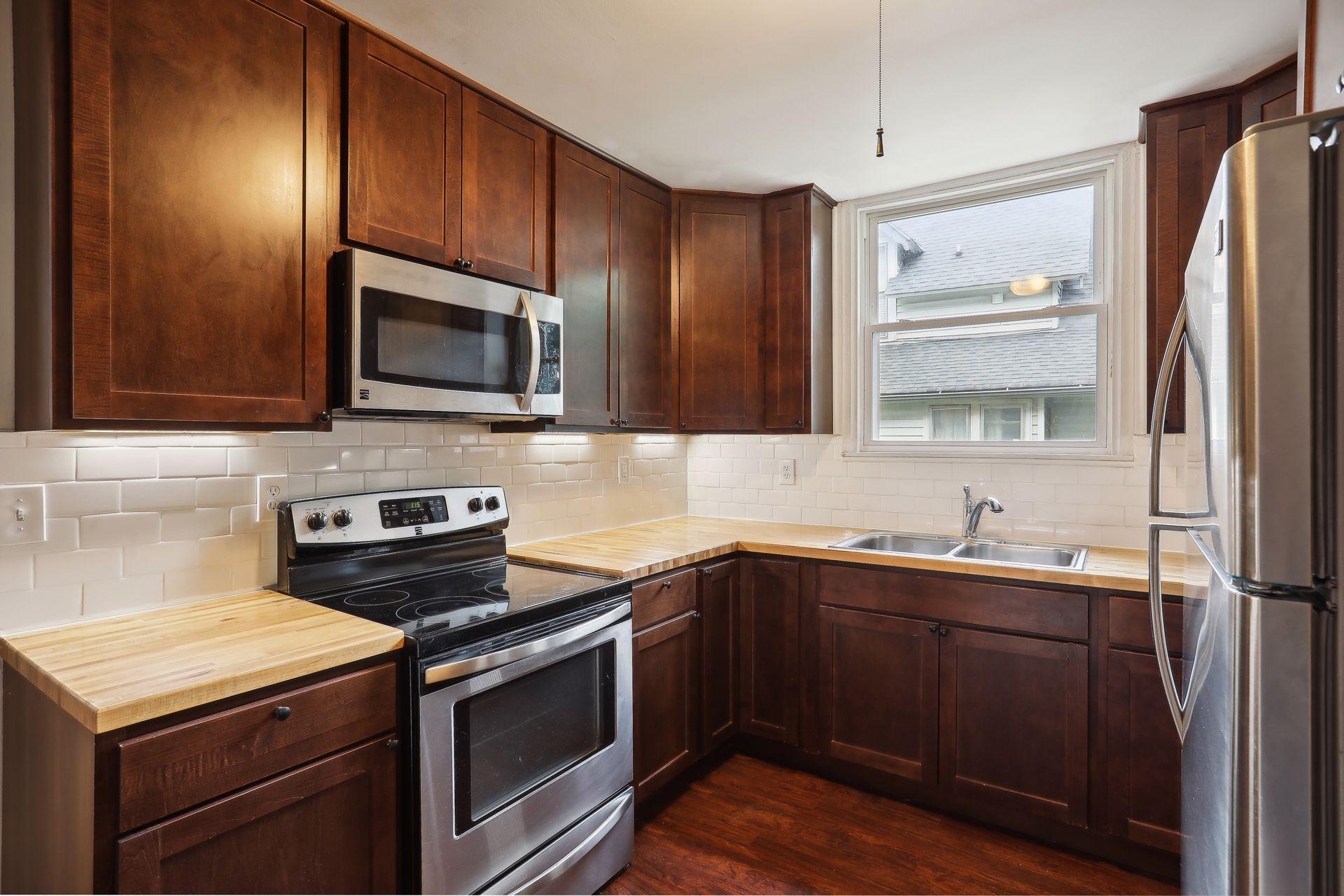 2407 Fillmore Street NE