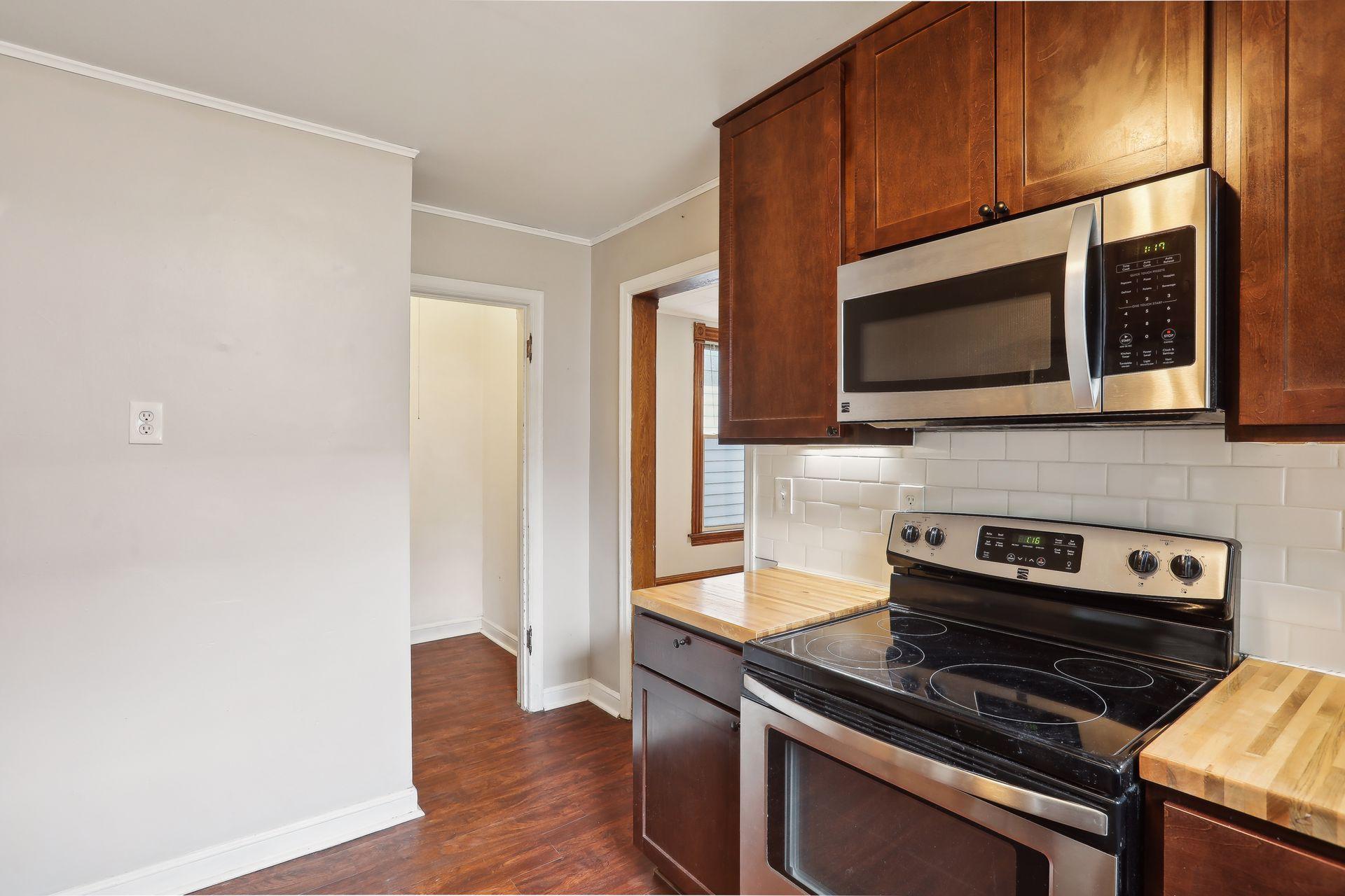 2407 Fillmore Street NE