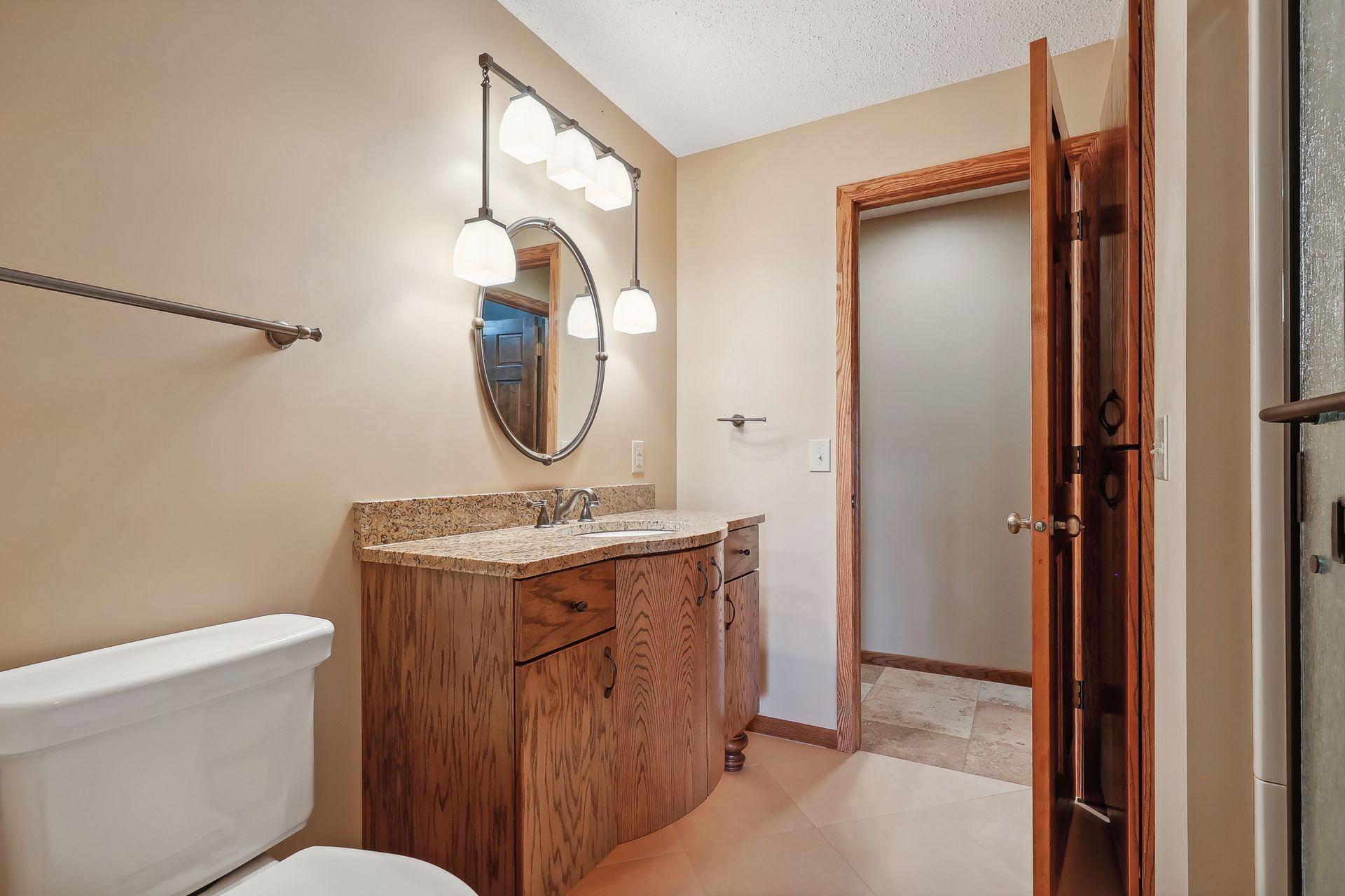 4705 Goldenrod Lane N