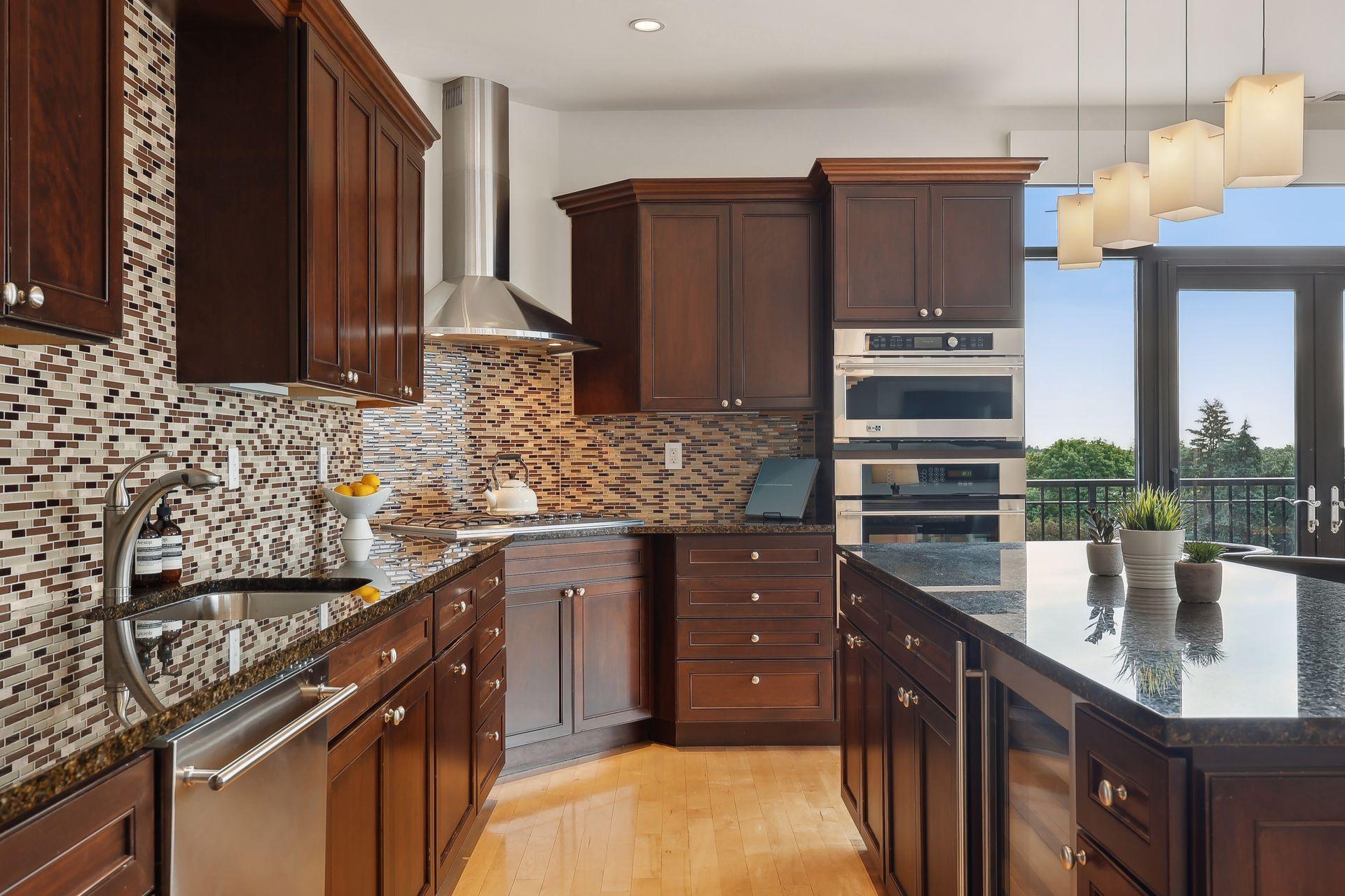 3104 W Lake Street Unit: 401