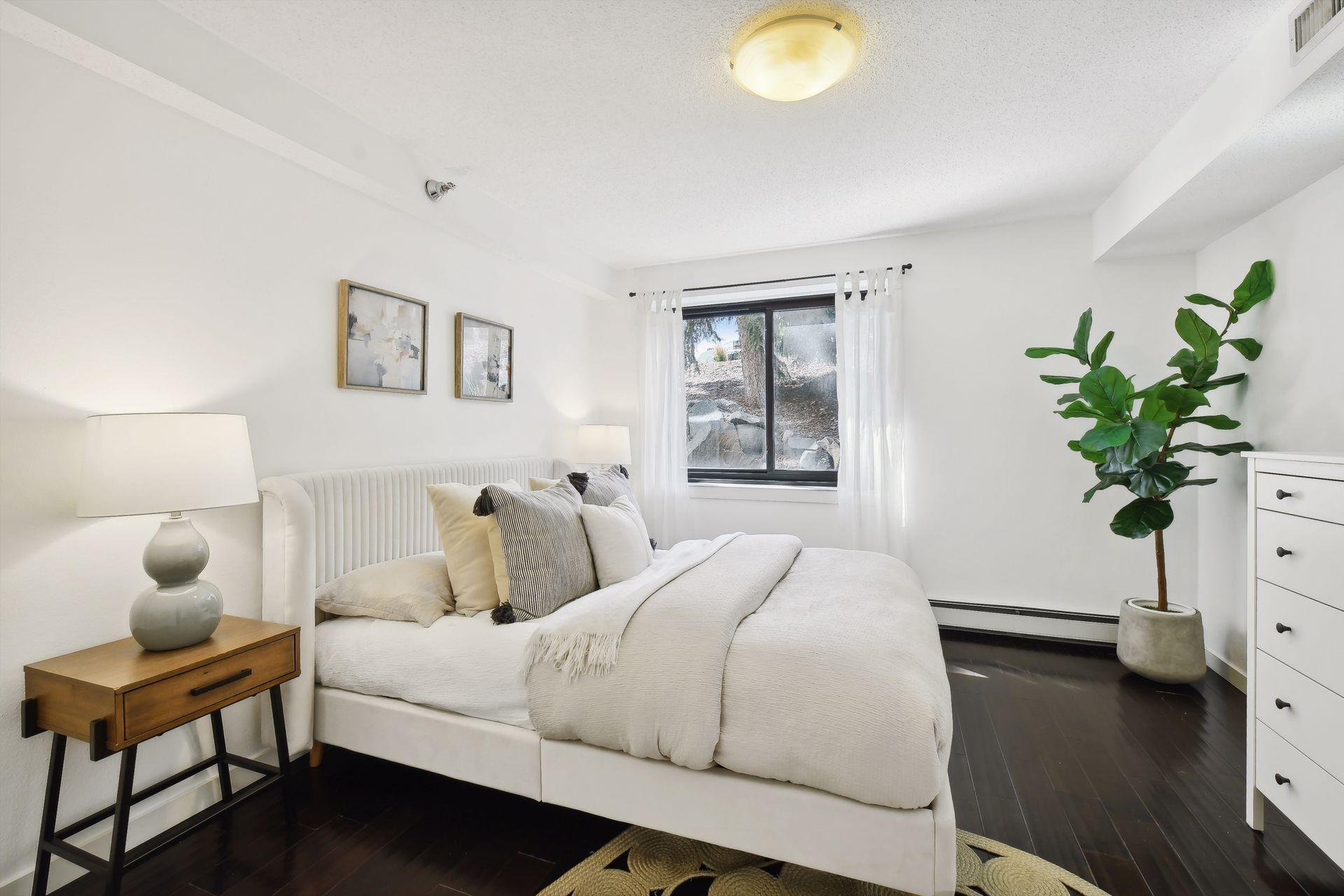 48 Groveland Terrace Unit: B106
