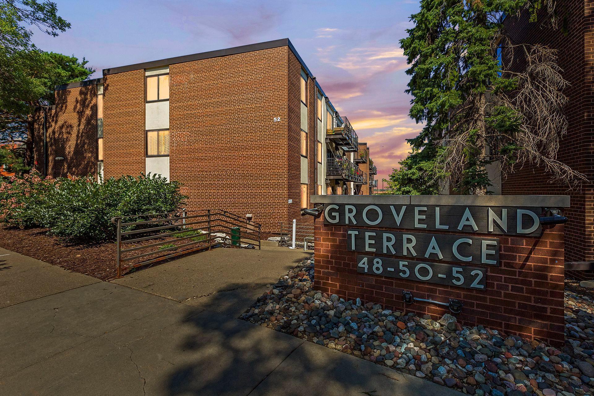 48 Groveland Terrace Unit: B106