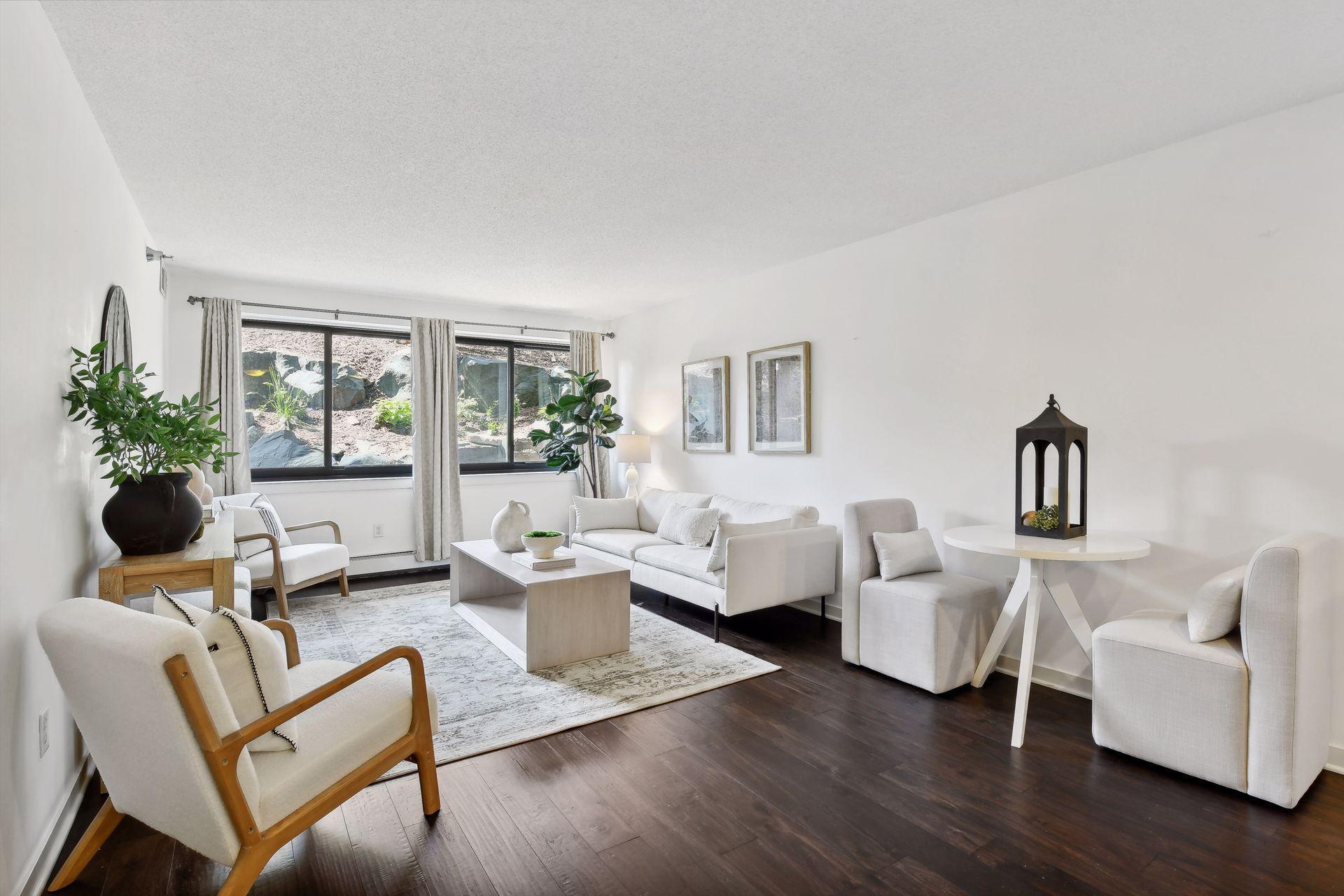 48 Groveland Terrace Unit: B106