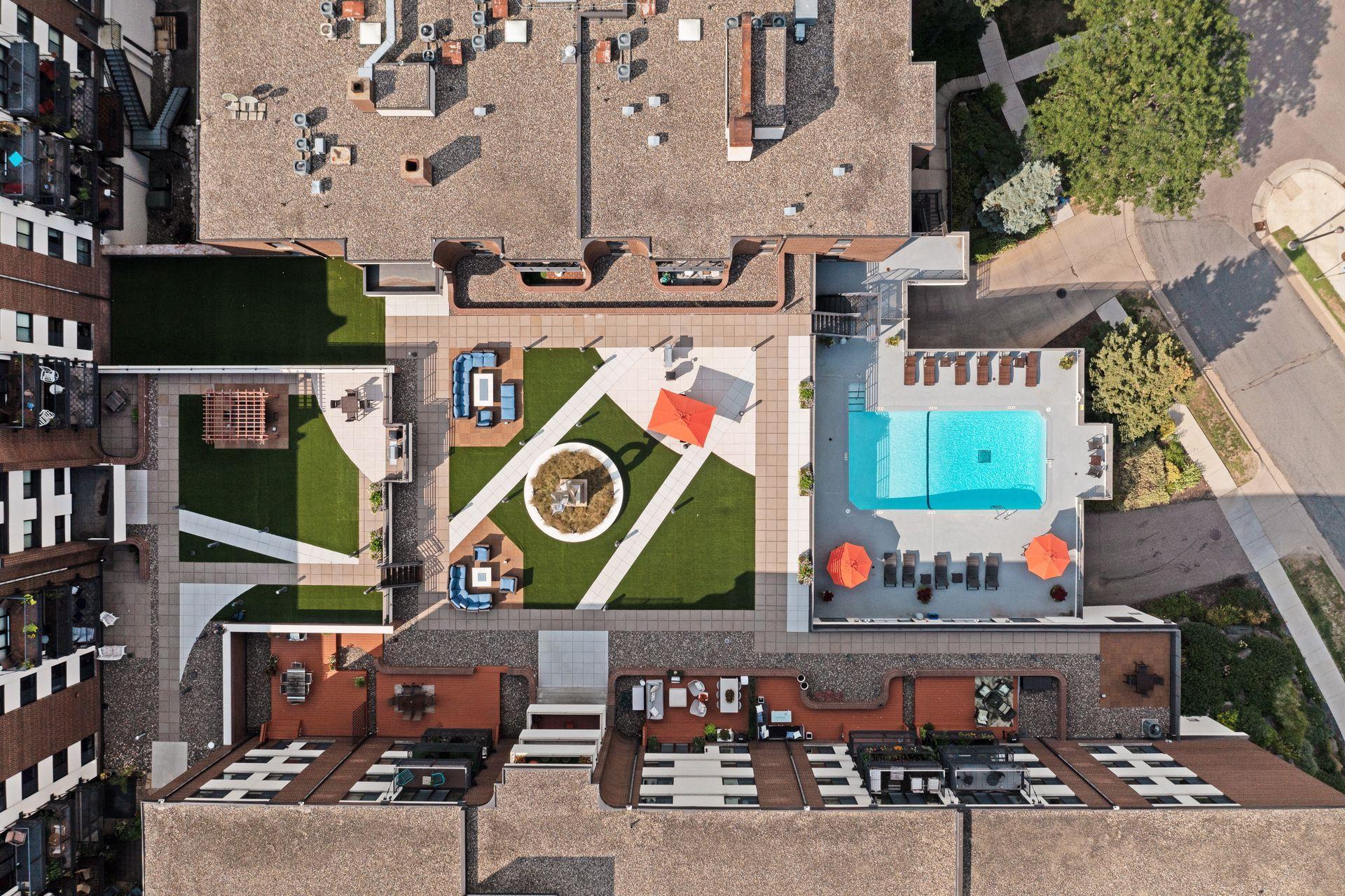 48 Groveland Terrace Unit: B106